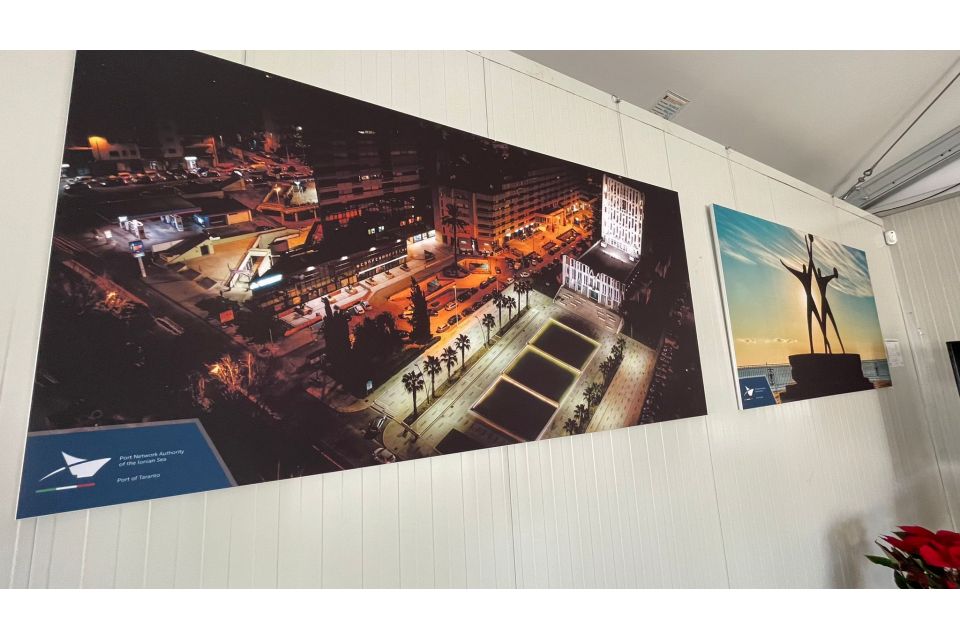 Cornice Vector Quick Fix